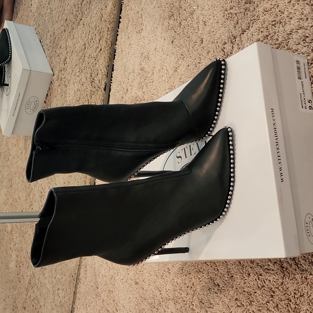 Steve madden studded ankle booties